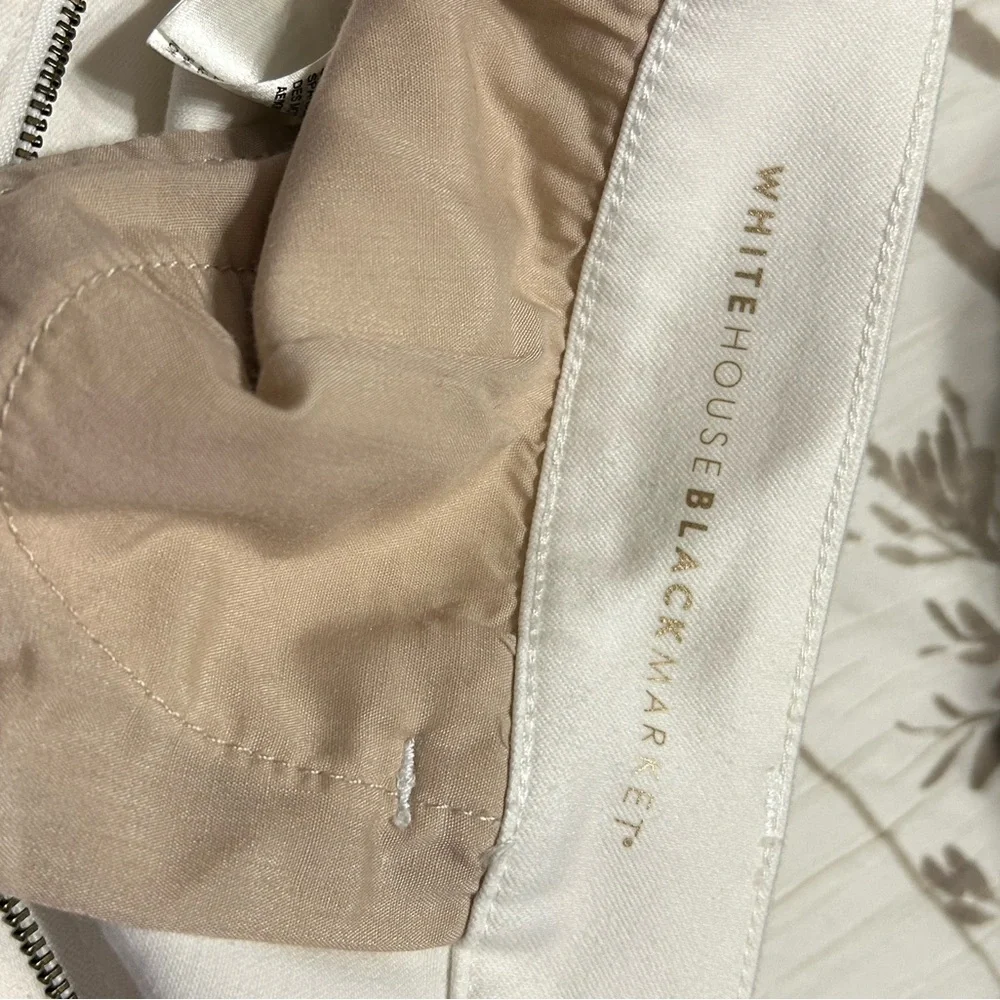 White House Black Market Embroidered White Jeans - Picture 6 of 6